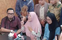 Berderai Air Mata, Keluarga Kapolsek yang Ditembak TNI di Way Kanan: Adik Saya Miskin, Tak Punya Rumah Mewah