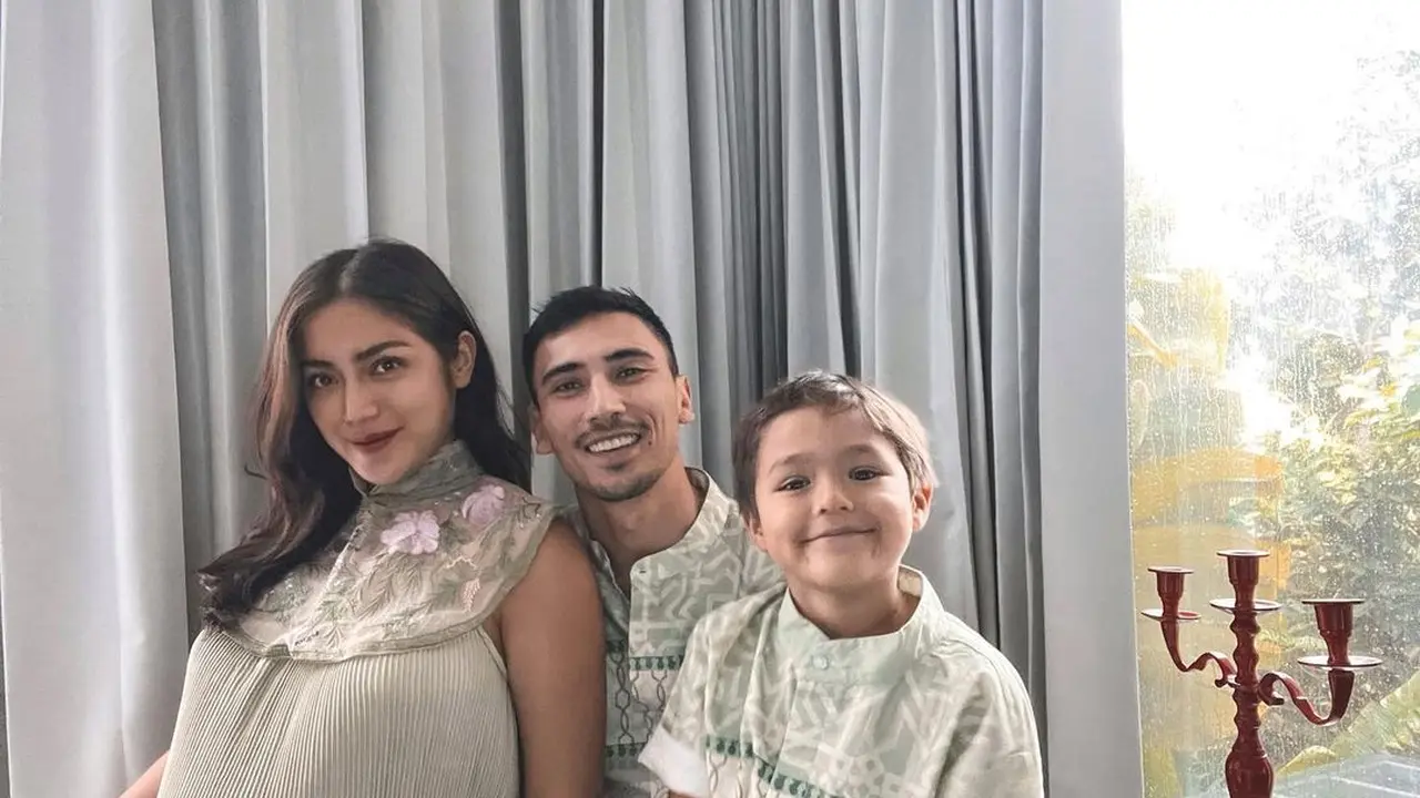 Jessica Iskandar Melahirkan Anak Kedua