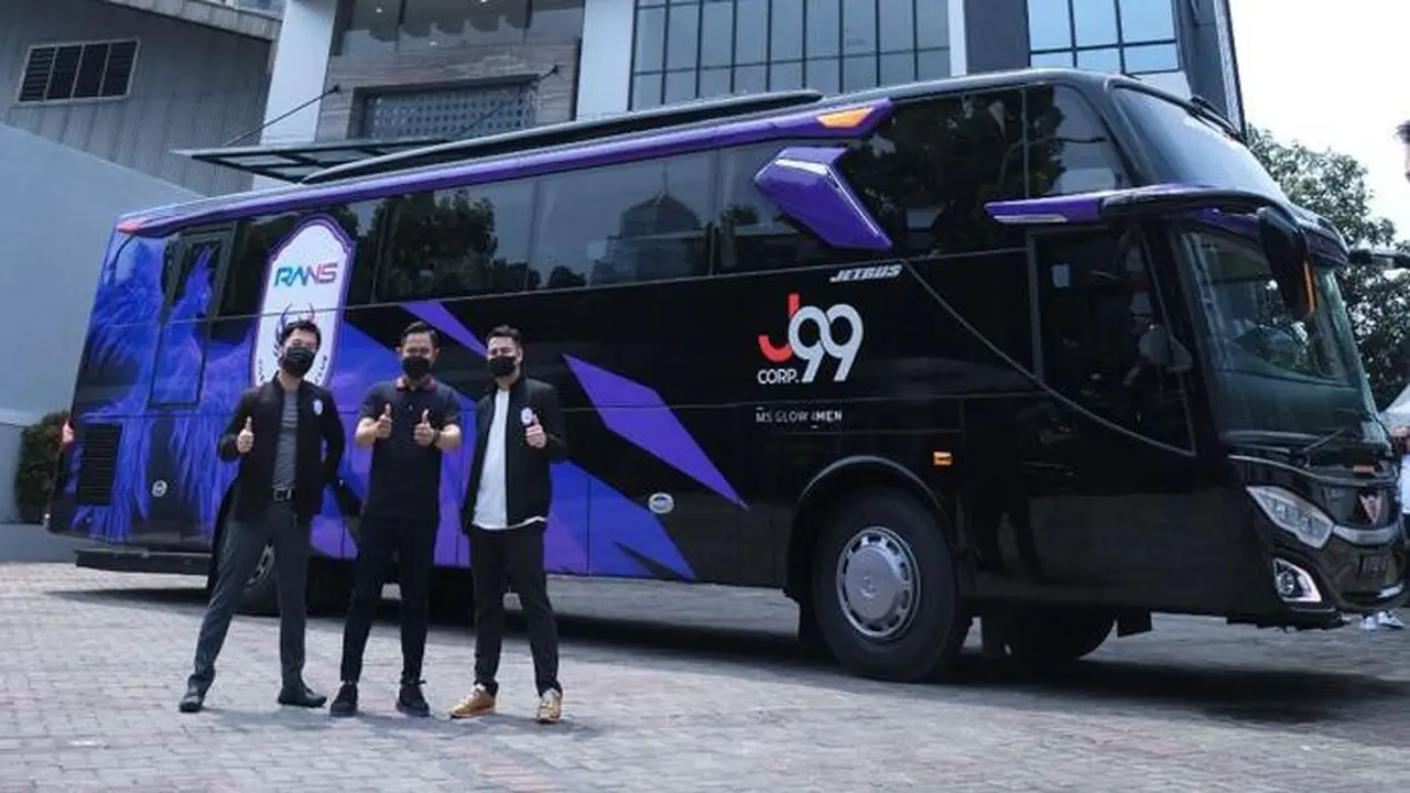 Bus RANS Cilegon FC