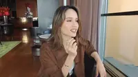 Cinta Laura Tepis Tuduhan Pernah Filler Bibir demi Mirip Angelina Jolie