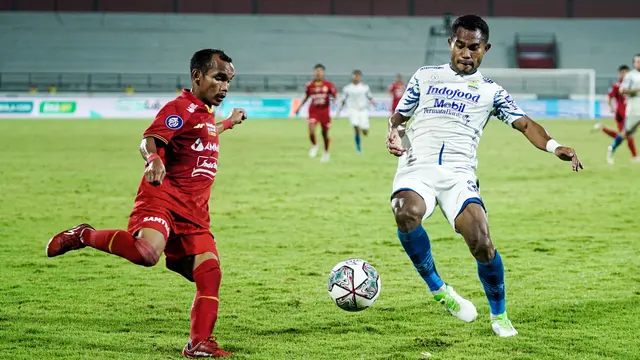 Foto: Sukses Tuntaskan Dendam, Persib Bandung Gilas Persija Jakarta di BRI Liga 1