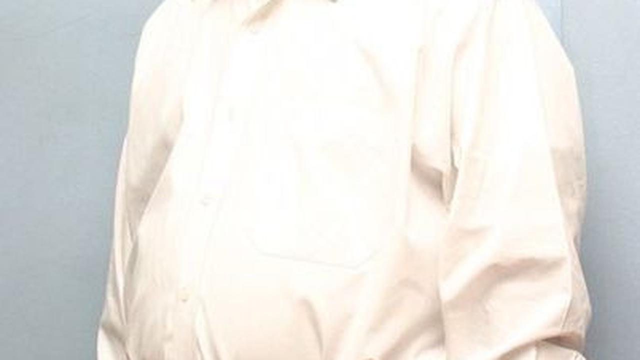 Taufik Savalas <br>