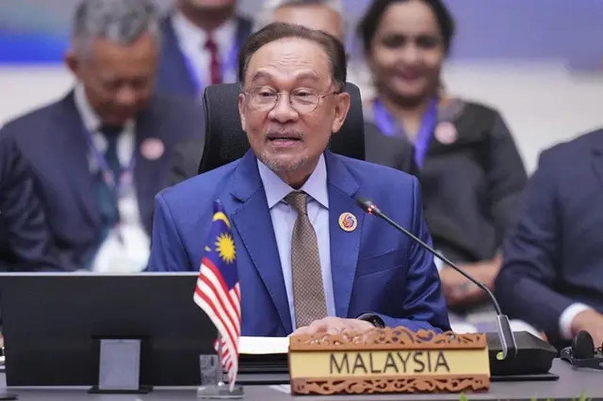 Absen di KTT Perdamaian Gaza, Anwar Ibrahim: Malaysia Tidak Diundang