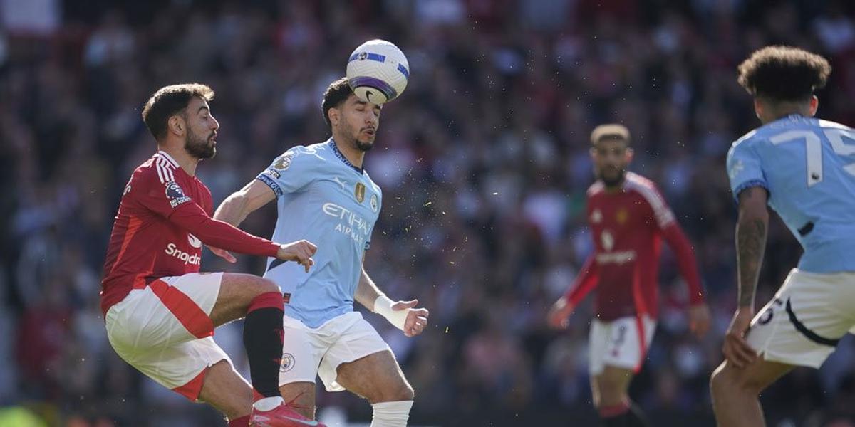 Nonton Live Streaming Manchester City vs Manchester United di Vidio - Liga Inggris 2025/2026