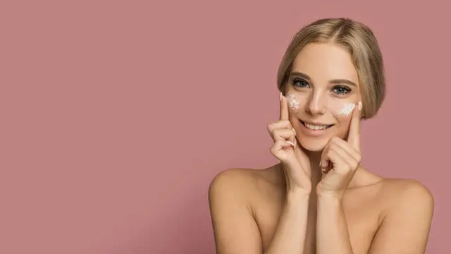 Mengulik Fungsi Sunscreen untuk Wajah dan Pentingnya untuk Kulit