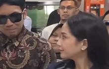 Ngefans Berat, Sederet Tingkah Kocak Desta ke Nagita Slavina - Selalu Ngegoda Sampai Curi Kesempatan Mau Peluk