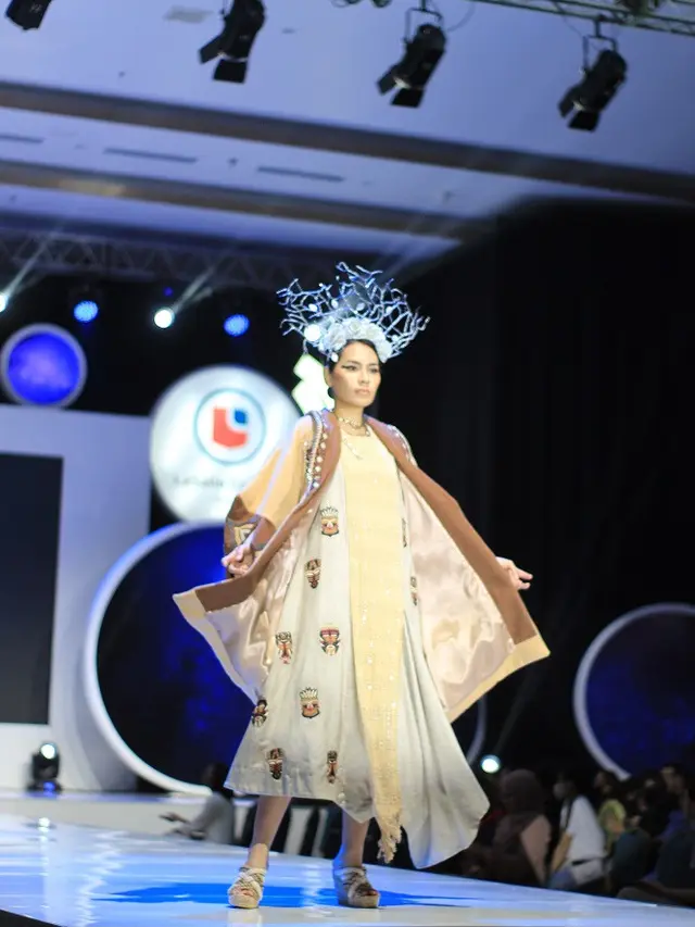 LaSalle College Tampilkan Keindahan Kain Nusantara dalam Sphere Creative Show 2022