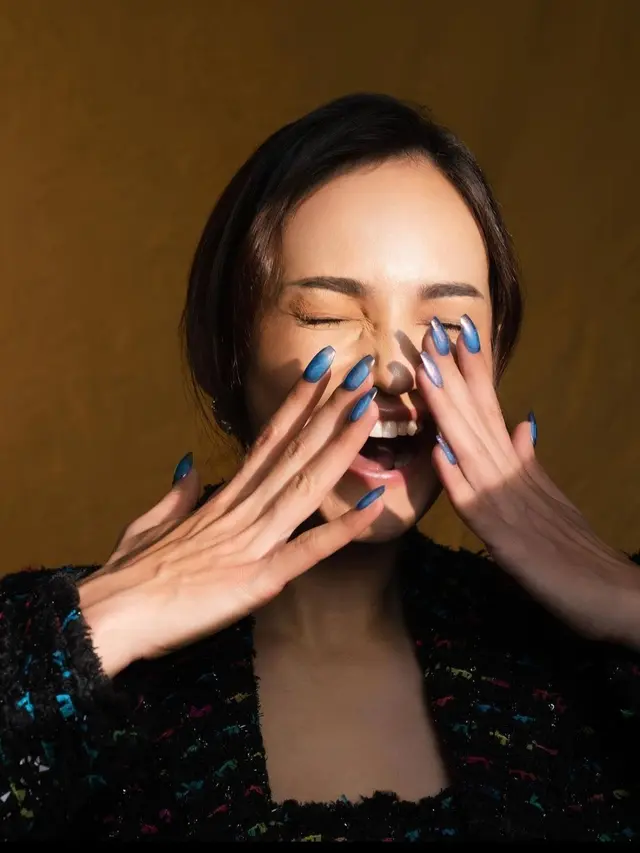 Pesona Enzy Storia dipemotretan terbaru