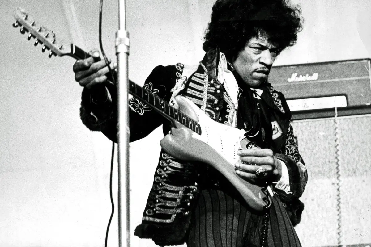 [Bintang] Video: Mengenang 47 Tahun Kepergian Jimi Hendrix