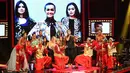 Di panggung acara galang dana, Dewi Perssik mempersembahkan lagu untuk Julia Perez dengan menembangkan lagu bertajuk ‘Aku Rapopo’ milik Jupe. (Bambang E. Ros/Bintang.com)