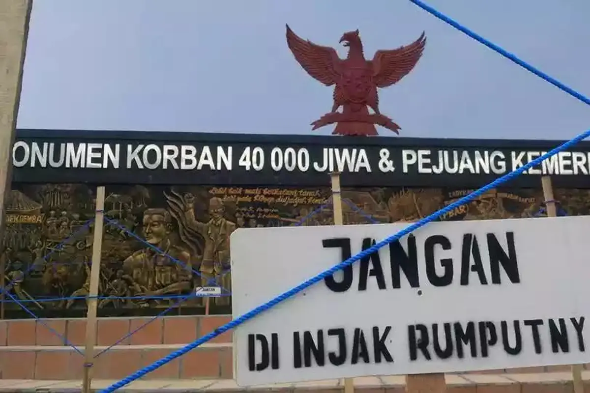 Kontroversi Pita Lambang Garuda di Monumen Korban 40.000 Jiwa