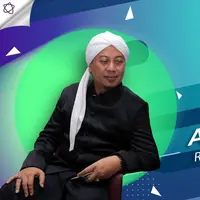 Tidak hanya diisi oleh Opick, berikut ini 5 fakta di balik album religi Ramadhan Penuh Cinta. (Foto: Deki Prayoga/Bintang.com, Desain: Nurman Abdul Hakim/Bintang.com)