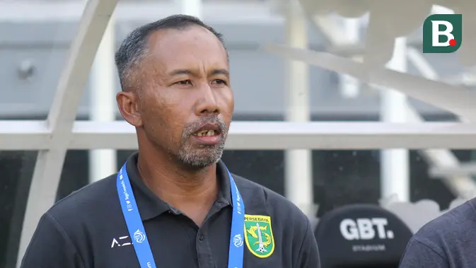    Uston Nawawi: Misi Mustahil Selamatkan Persebaya ke Asia?   Persebaya Krisis: Uston Nawawi Jadi Tumpuan Harapan ke Pentas Asia!   Munster Out, Uston In: Mampukah Persebaya Raih Mimpi Asia di Bawah Nakhoda Baru?   Uston Nawawi: Dari Pengganti Sementara Jadi Pahlawan Persebaya