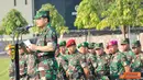 Citizen6, JakartaTimur: Dalam amanatnya, Panglima TNI menyampaikan bahwa latihan penanggulangan teror merupakan salah satu upaya untuk menyiapkan satuan Gultor TNI dalam menghadapi terjadinya aksi terorisme di tanah air. (Pengirim: Badarudin Bakri).