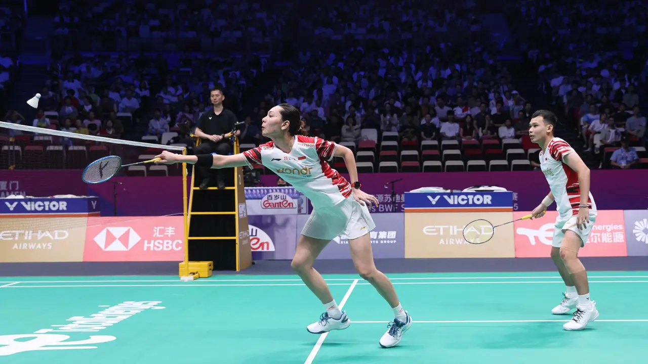 Rinov Rivaldy/Gloria Emanuelle Widjaja - Piala Sudirman 2025 - Bulu Tangkis