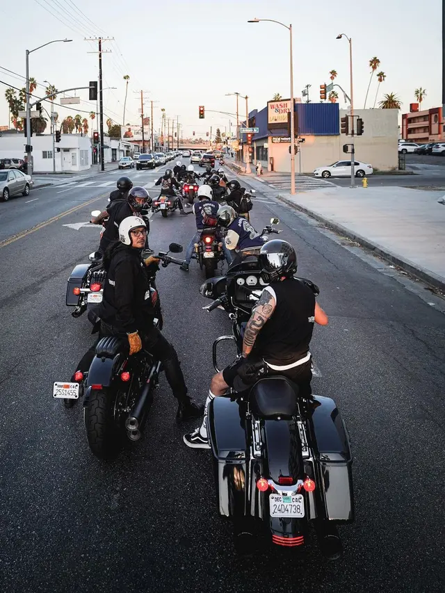 Tora Sudiro, Gading Marten dkk Liburan Bareng Klub Motor The Prediksi di Amerika (Foto oleh @fabianlrompies via @theprediksi_)