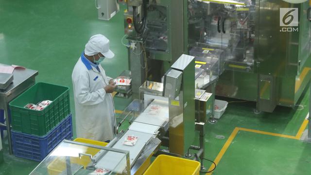 Melihat Proses Pengemasan Produk Ajinomoto
