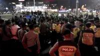 Demo Tolak PTLP Ricuh, Wartawan TV Dikeroyok dan Dipukuli