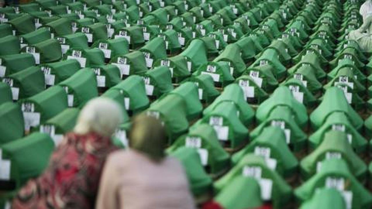 Lokasi pembantaian Muslim Bosnia terbelah dua agama