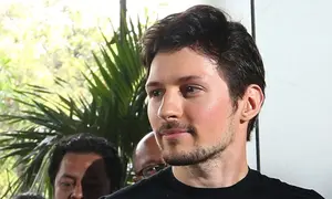 Pendiri Telegram Pavel Durov menghadiri sebuah acara di Jakarta, Indonesia, pada 1 Agustus 2017. (Dok. AP Photo/Tatan Syuflana)