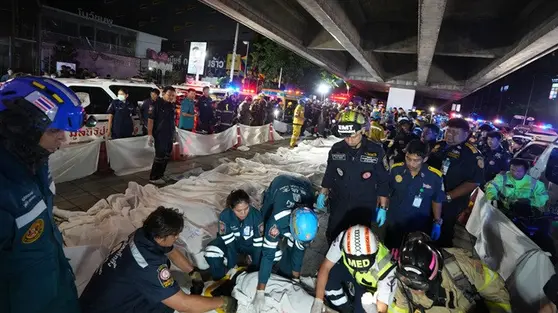 Kebakaran Bar di Bangkok Tewaskan 27 Orang, 63 Korban Luka-Luka