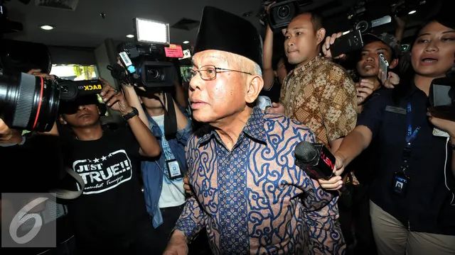 20160917-Ketua-Badan-Kehormatan-DPD-Datangi-KPK-Jakarta-AM-Fatwa-JT