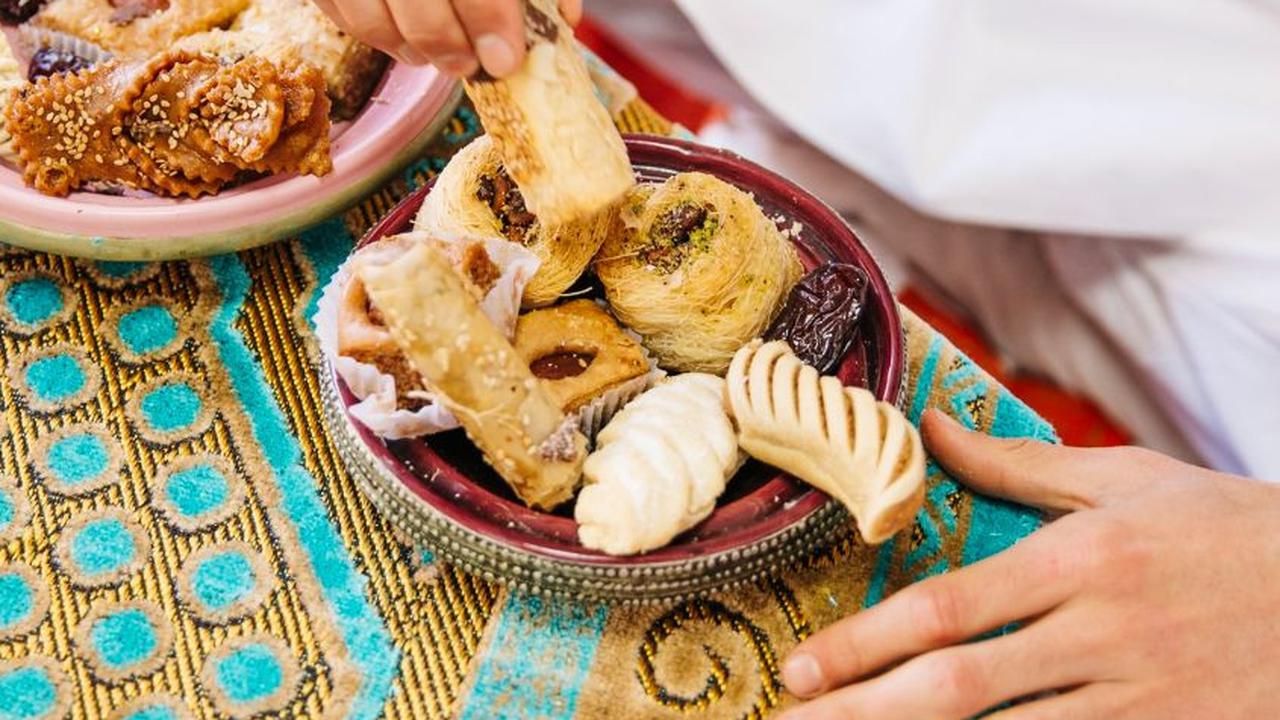 Makanan dan Minuman yang Harus Dihindari saat Sahur, Wajib Diperhatikan