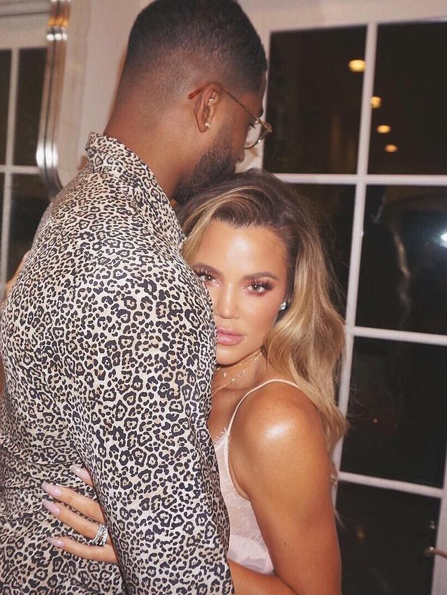 [Bintang] Tristan Thompson - Khloe Kardashian