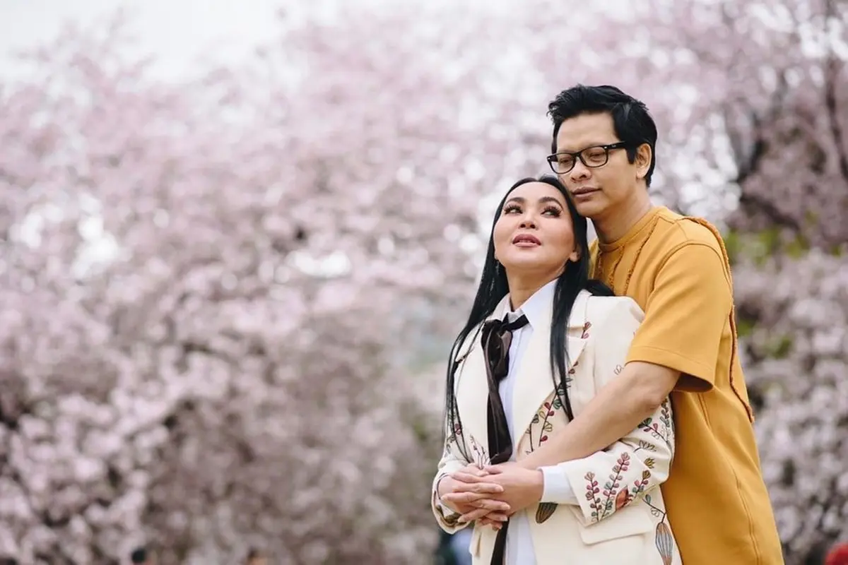 Potret Perjalanan Cinta Armand Maulana dan Dewi Gita. (Sumber: Instagram/armandmaulana04)