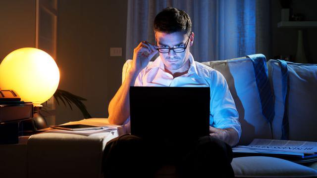 Waspada, Begadang Bisa Sebabkan Alzheimer