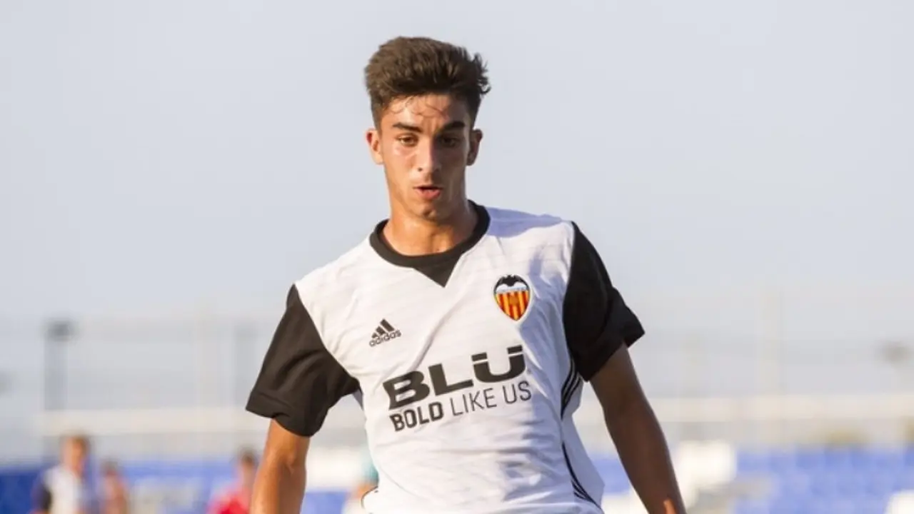 Salip MU, Barcelona Berpeluang Gaet Wonderkid Valencia