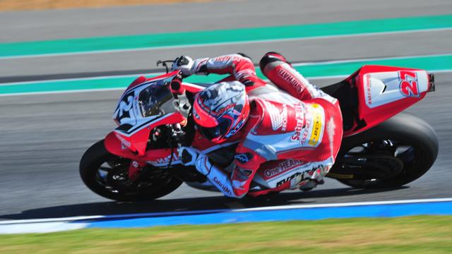 Pembalap Astra Honda Racing Team (AHRT), Andi Gilang Andi Farid Idzihar.