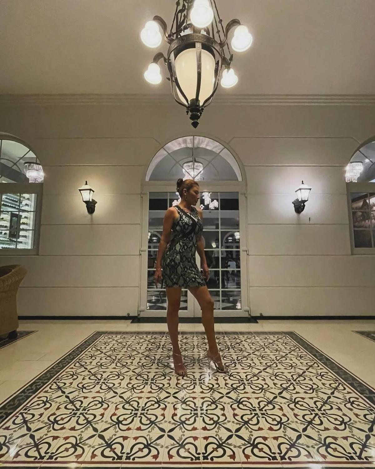Potret Tamara Bleszynski yang Tetap Tampil Stunning di Usia 50 Tahun, Awet Muda Bak 'Vampir'