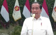 Senyum Canggung Jokowi Panggil Gibran Sebagai Wapres Terpilih di Rapimnas Gerindra