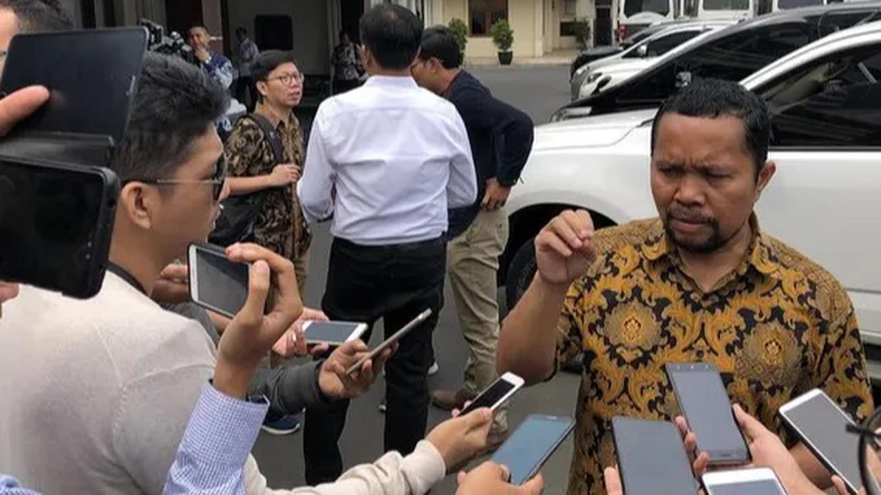 Dengan pasal itu, hanya platform yang menolak berkontribusi secara signifikan pada upaya memperbaiki ekosistem media yang diwajibkan memenuhi ketentuan dalam peraturan.