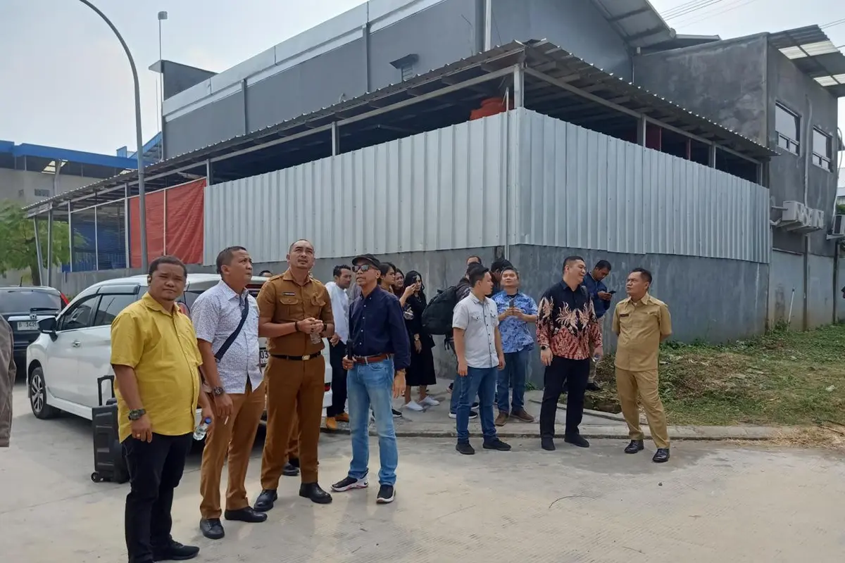 APJATEL Simulasikan Tiang Bersama untuk Atasi Kabel Fiber Optik