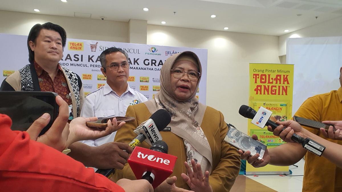 Konsisten Hadir untuk Sesama, Sido Muncul Gelar Operasi Katarak Gratis 200 Mata di RS Maranatha