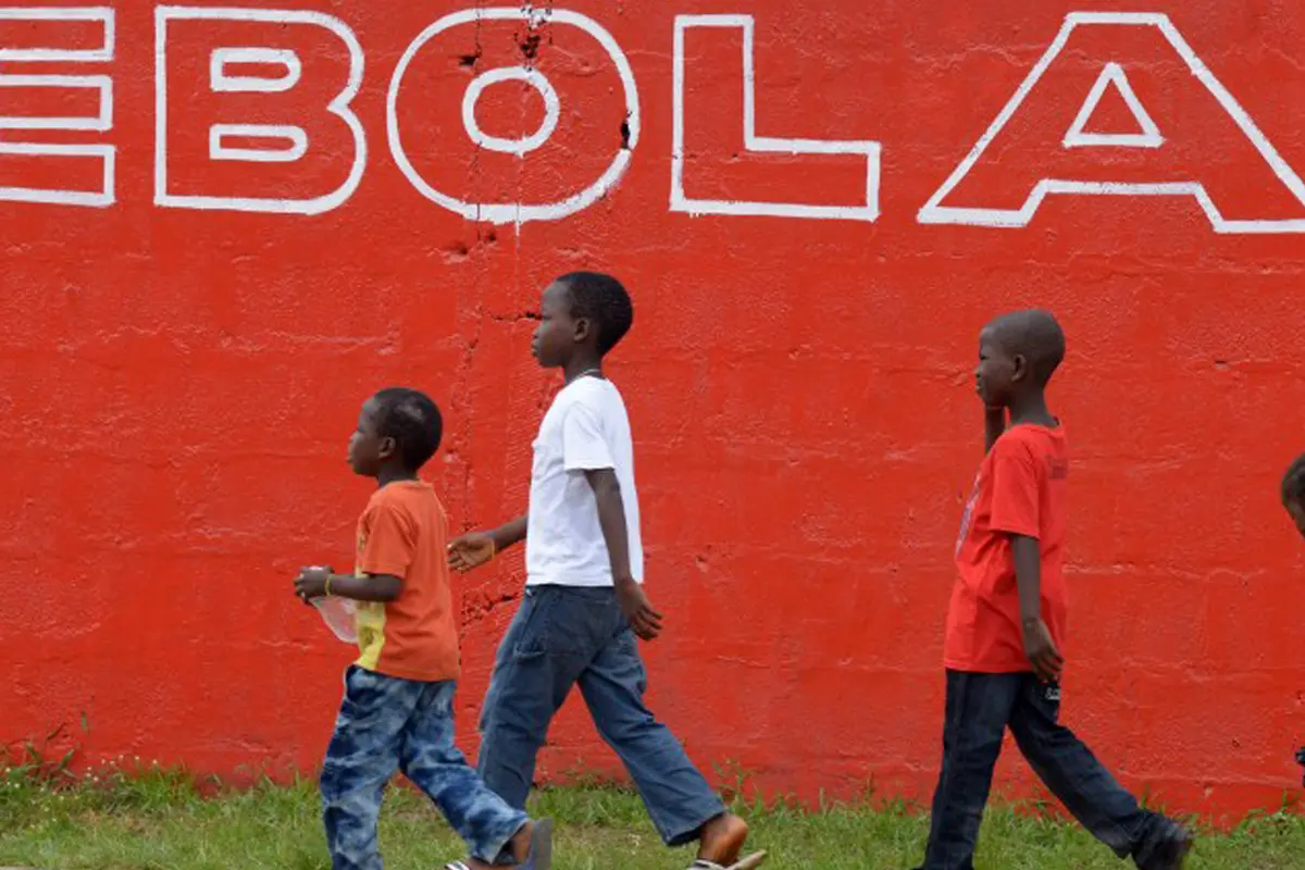 20150812-#CERITA Perjalanan Panjang Virus Mematikan Ebola