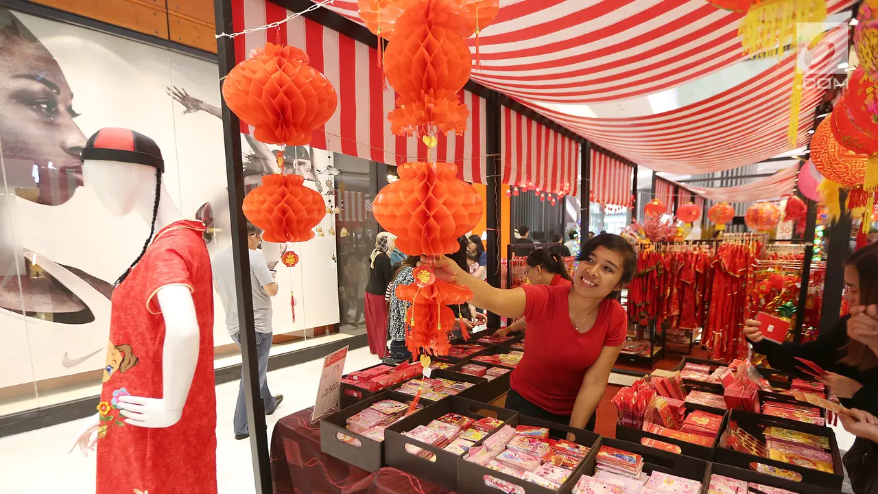 Sambut Imlek, Parade Barongsai Hibur Pengunjung Mall
