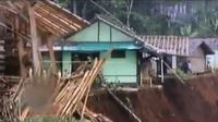 Belasan rumah di Sumedang tergerus longsor akibat proyek tol. Sementara itu, sampah diolah menjadi pupuk kompos yang memiliki nilai ekonomi.