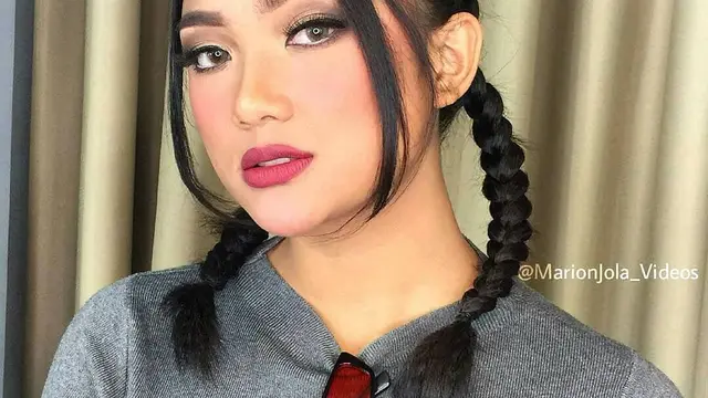 [Bintang] Lipstik Merah yang Imut Sampai Seksi Ala Marion Jola, Cantik yang Mana?