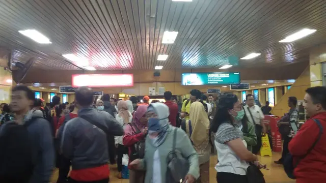 Stasiun Gondangdia