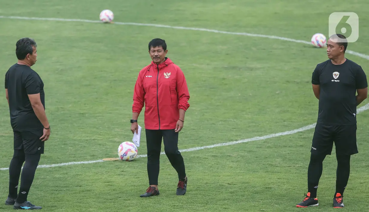Pelatih timnas Indonesia U-20, Indra Sjafri mengungkapkan jadwal bermain seperti ini sudah diantisipasi dengan melakukan latihan simulasi. (Liputan6.com/Angga Yuniar)