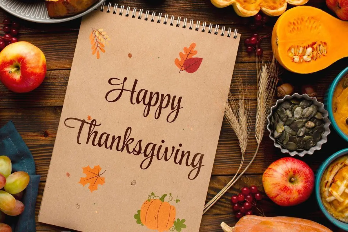 100 Happy Thanksgiving Wishes for Family, Friends, Boss, and Coworkers