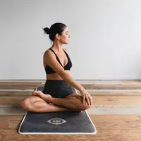 Cara mengembalikan bentuk perut seperti semula dengan kondisi Diastasis Recti usai persalinan. (unsplash.com/@danewett)