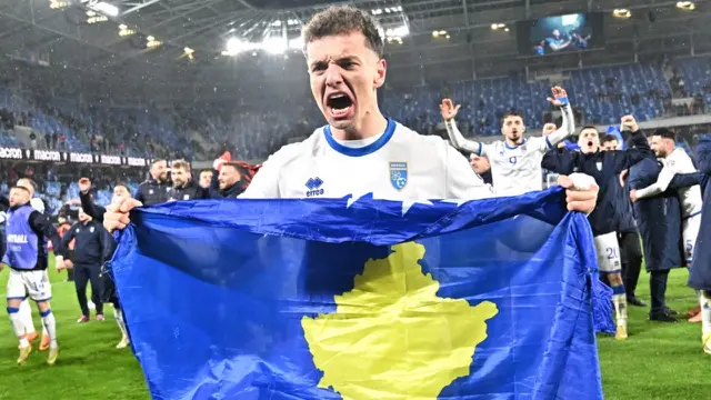 Fisnik Asllani