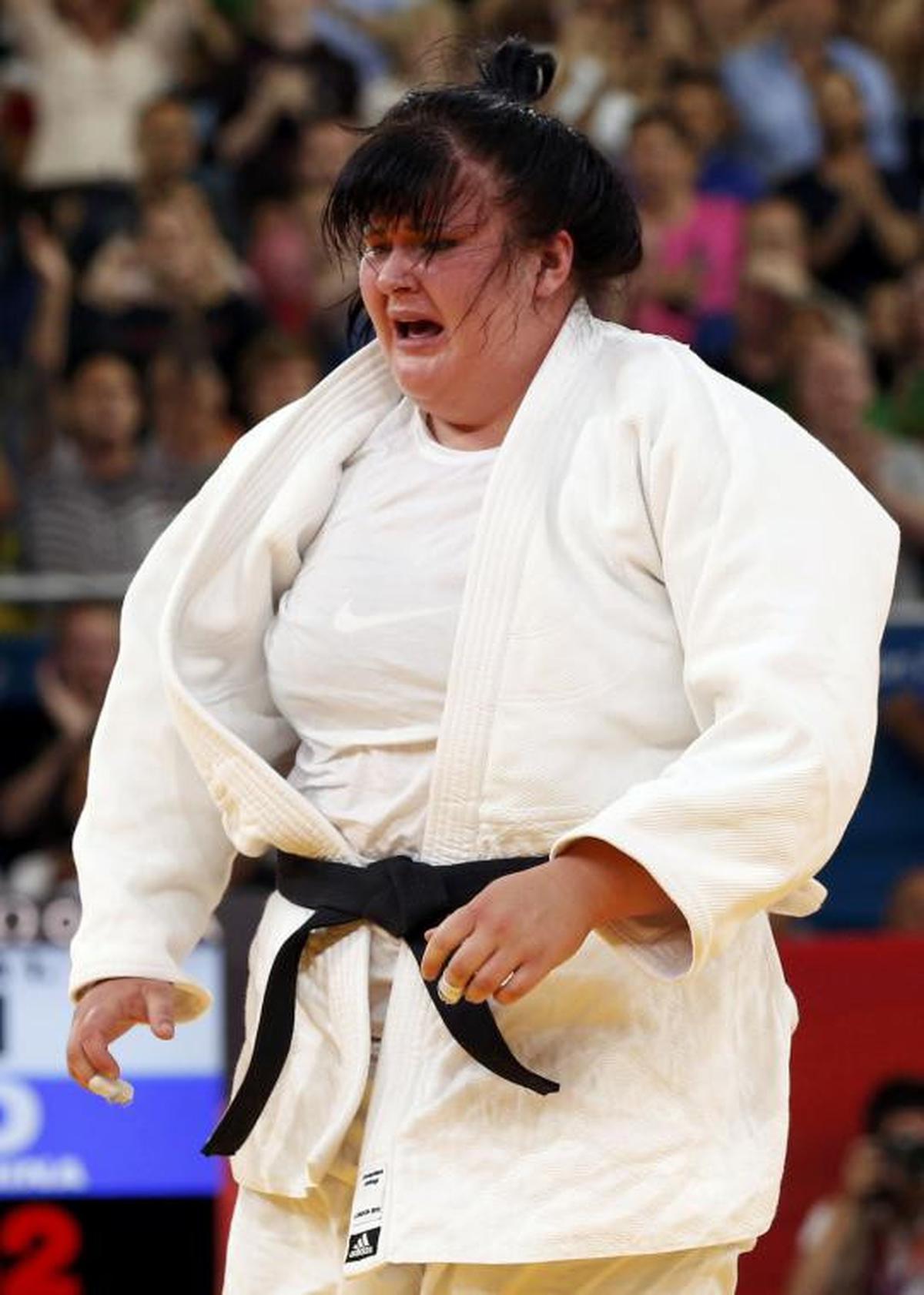 Air mata di arena Olimpiade 2012