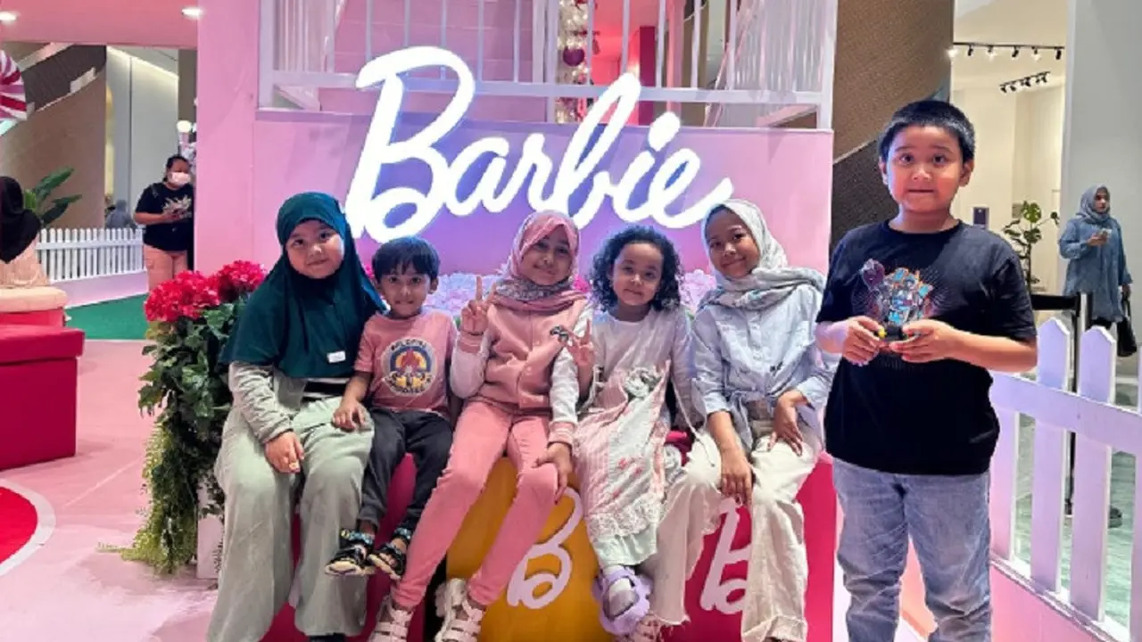 Barbie Pink Holiday