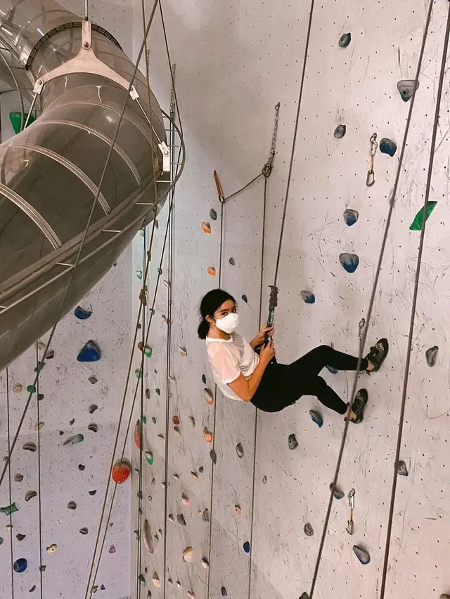 Febby Rastanty coba beberapa cabang olahraga