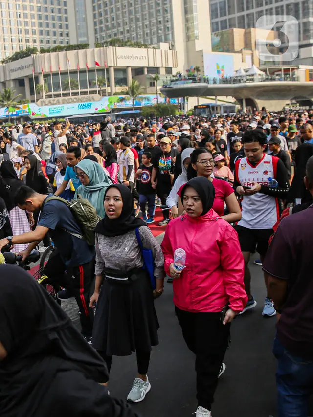 Tumpah Ruah Warga Padati Car Free Day